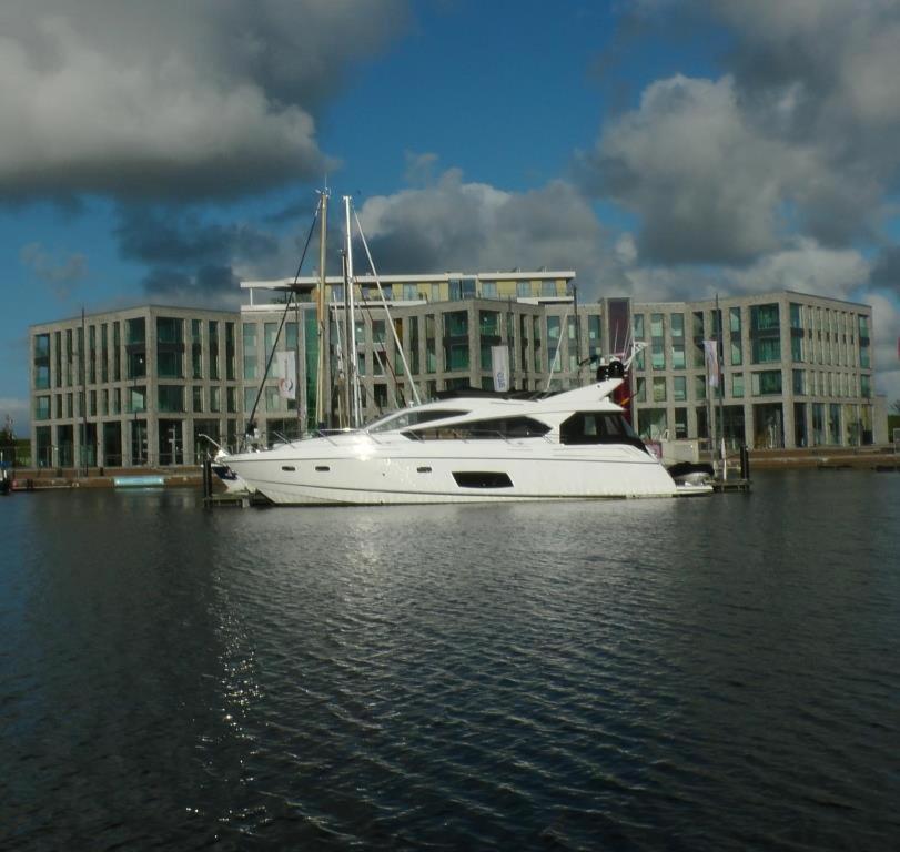 Newport Weser, Newport Marina Bremerhaven Eksteriør billede